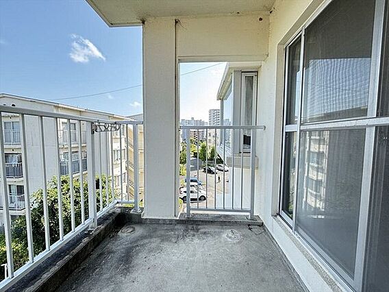 【balcon...