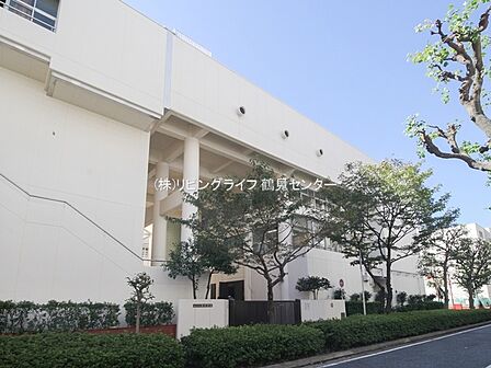 横浜市立港中学校？2430m