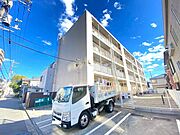 豊かな居住性とクオリティが見事に調和した住空間は住まうことの喜びを感じさせてくれます。