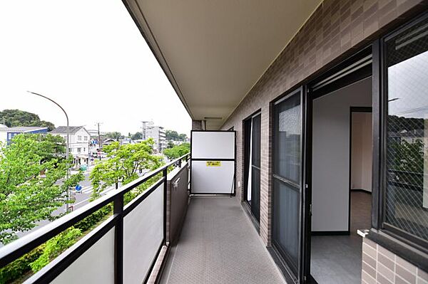 バルコニーを拡大表示