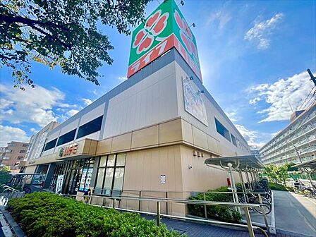 ライフ鶴見下野谷町店 150m