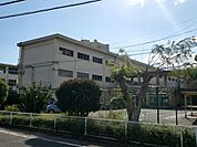 浅江小学校人権尊重を基盤とした、豊かな心と社会の変化に主体的に対応できる知恵を備え、気付き・考え・行動できる「浅江っ子」の育成 1100m