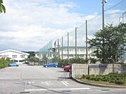 南中学校まで1500メートル
