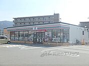 セブンイレブン　湖南三雲店まで1700メートル