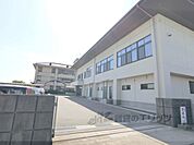 八幡中学校まで1400メートル