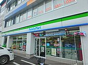 ファミリーマート　守山梅田町店まで300メートル