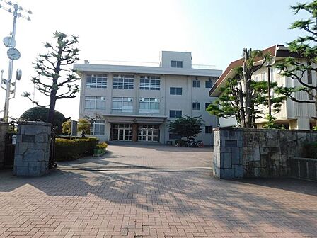 田名中学校 1050m