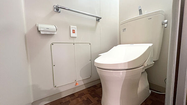トイレを拡大表示