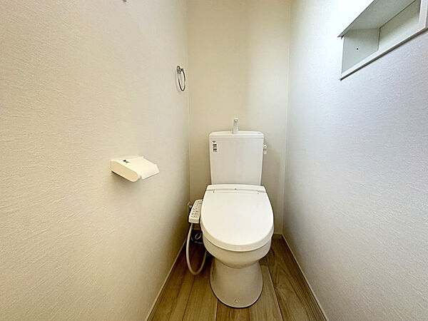 トイレを拡大表示