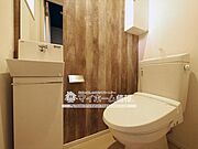 手洗い器付きのトイレでいつも清潔☆
