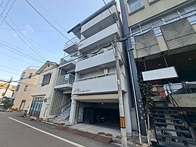 メゾンＫＩＹＡＭＡＣＨＩ 305 号室 ｜ 愛媛県松山市木屋町1丁目（賃貸マンション1K・3階・18.78㎡） その1