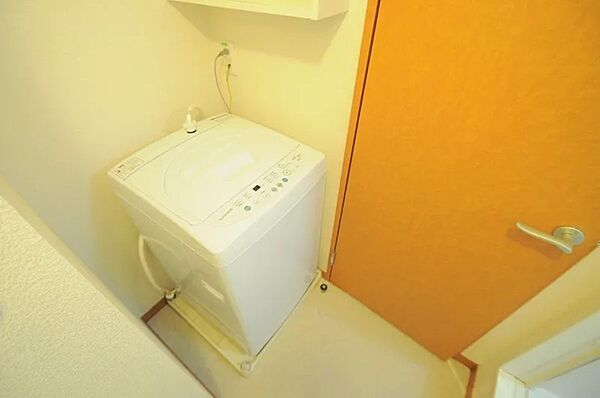 画像7:洗濯機置場
