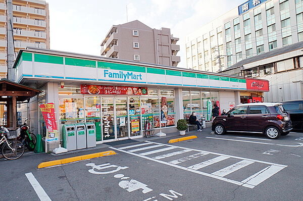画像6:ファミリーマート 朝生田町一丁目店