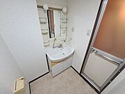 シャワー付洗面化粧台