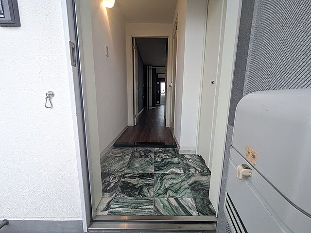 玄関