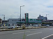 業務スーパー松山和泉店