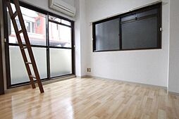 メゾン中一万 N-1 号室