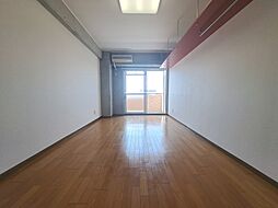 カローラ東雲 905 号室