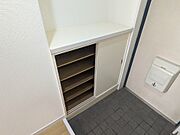 シューズボックス