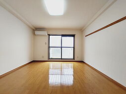 ペルル・ブラン 402 号室 4階1Kのリビング/ダイニング