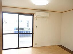 グリーンパーク井上 105 号室 1階3DKのリビング/ダイニング