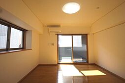 ブラッサム・ユー 801 号室 8階ワンルームのリビング/ダイニング