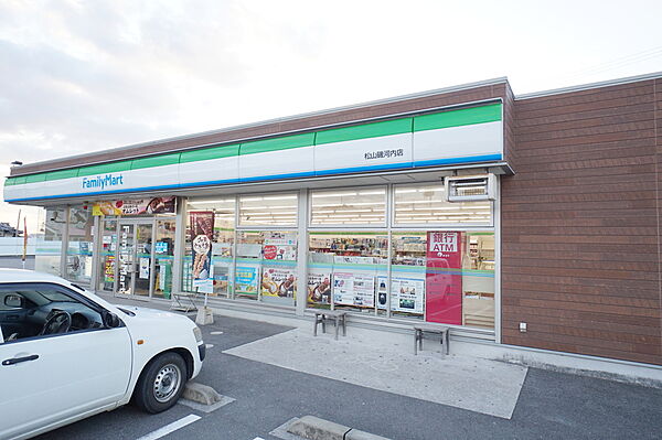 画像29:ファミリーマート 松山磯河内店