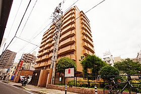 ライオンズマンション三番町 801 号室 ｜ 愛媛県松山市三番町1丁目（賃貸マンション4LDK・8階・83.30㎡） その1