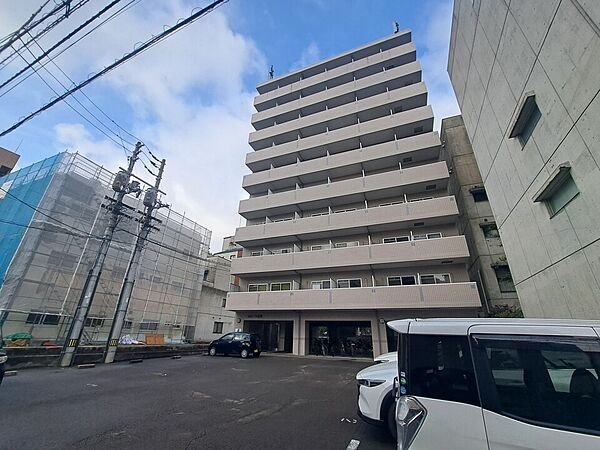 カローラ東雲 902 号室｜愛媛県松山市東雲町(賃貸マンション1R・9階・27.80㎡)の写真 その1