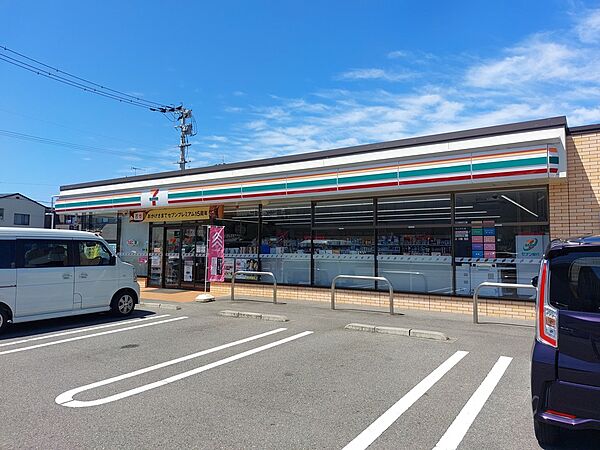 周辺：セブン-イレブン 伊予市郡中店