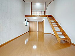 プレアマール・KIKU　東棟 208 号室 2階1Kのリビング/ダイニング