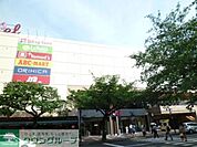 トモズフレルさぎ沼店 徒歩3分。ドラックストア 200m