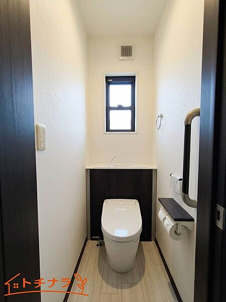 トイレを拡大表示