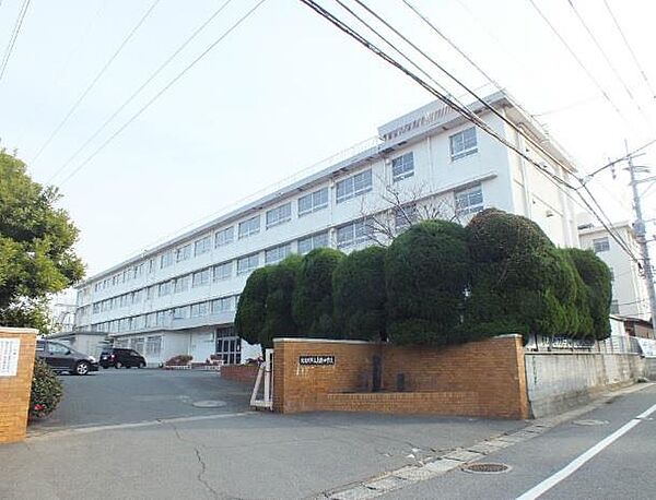 北九州市立志徳中学校(1、420m)