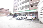 ファミリーマート小倉下石田一丁目店(450m)