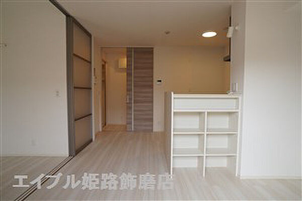プリムローズ・佳音 102｜兵庫県姫路市西庄(賃貸アパート1LDK・1階・42.86㎡)の写真 その3