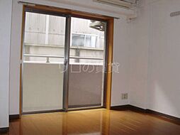 シンフォニーコート 102 1階1Kのリビング/ダイニング