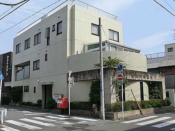和田内科医院　...