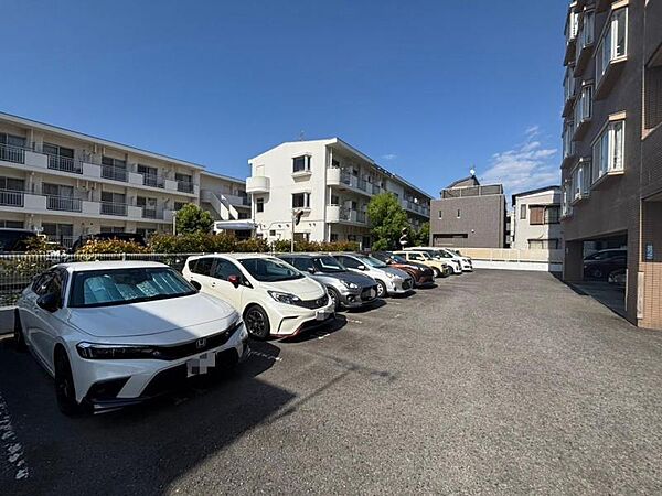 駐車場を拡大表示