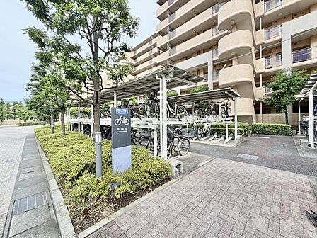 駐輪場)共用施設も充実しています。