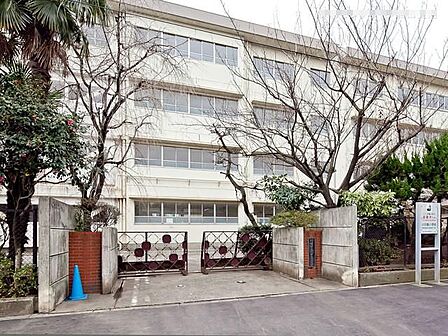 川崎市立川中島小学校 490m