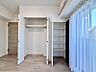 収納：各部屋に収納が充実しており、整理整頓がしやすい設計です。