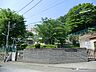 周辺：大田区立大森第四中学校？990m