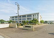 新潟市立巻西中学校 2730m
