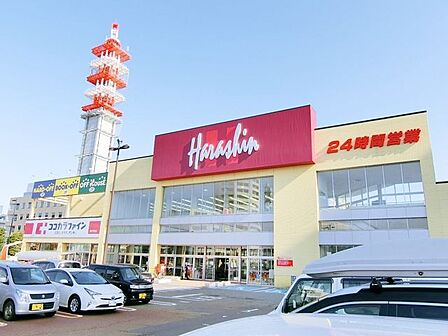 原信 南万代店 640m