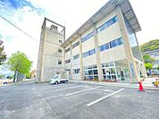 唐津市立西唐津小学校 900m