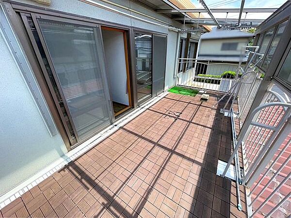 バルコニーを拡大表示