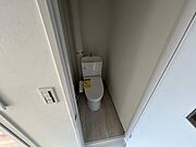 ※写真は別号室です。