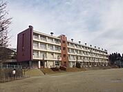 飯田市立飯田西中学校（445m）