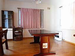 小布施一戸建て 5SLDKのリビング/ダイニング